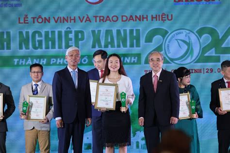 MM Mega Market năm thứ 2 liên tiếp đạt danh hiệu 'Doanh .